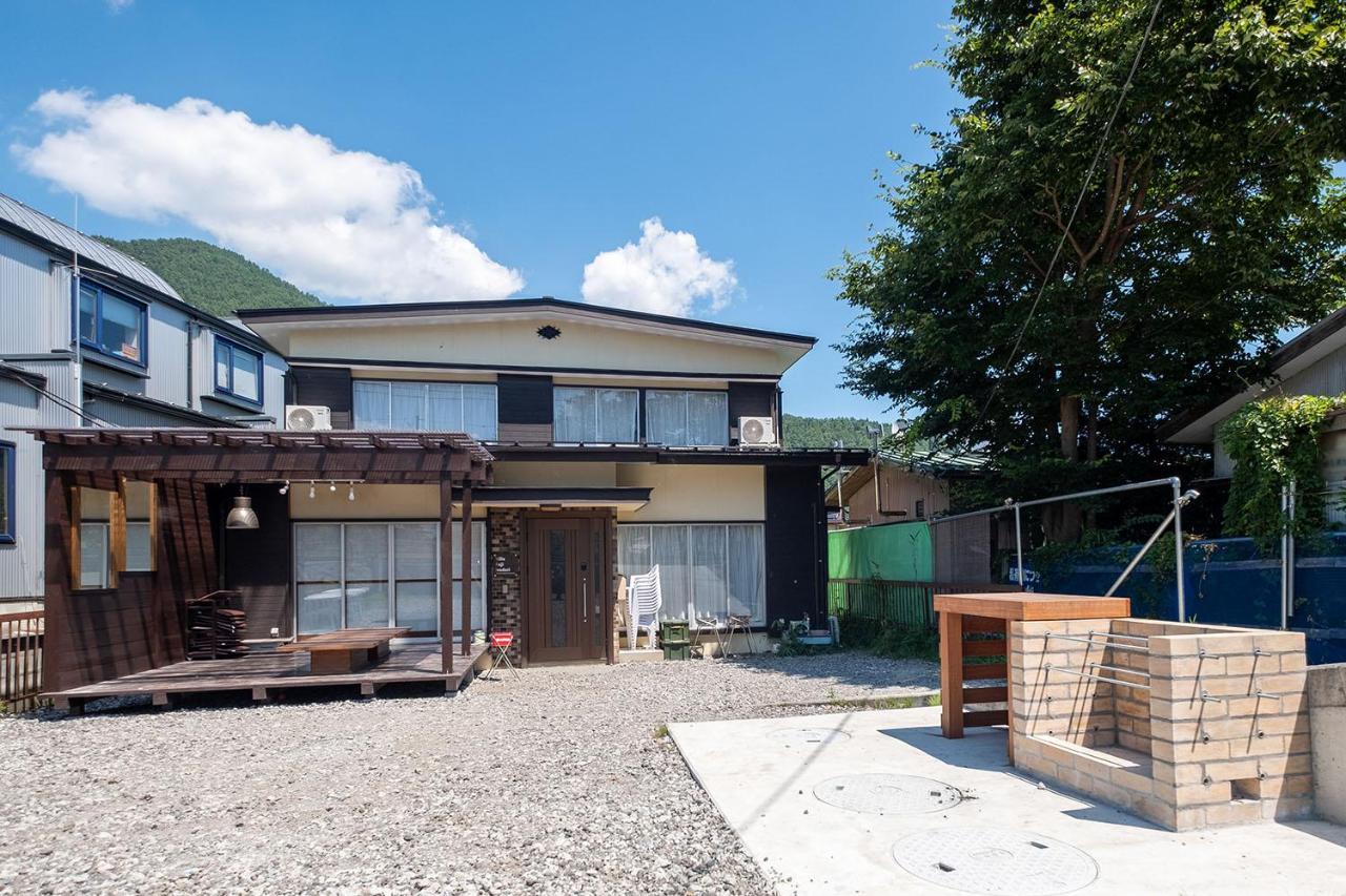 Villa Fuji Irodori Fujiyoshida Exterior foto